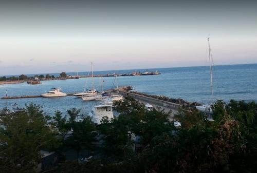 Yacht Port Nessebar