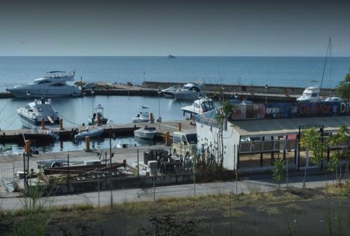 Yacht Port Nessebar