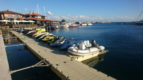 Yacht Port Nessebar